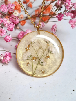 Naszyjnik LIGHT GOLD PEARL z białą gipsówką